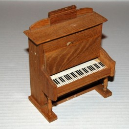 Piano i Ek från ca 1890 antikt