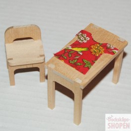 Lundby Bord och stol till symaskinen