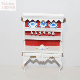 Lundby Talriksskåp ArtNr. 4204 Vit med koppar och fat Lundby Talriksskåp ArtNr. 4204 Vit med koppar och fat
