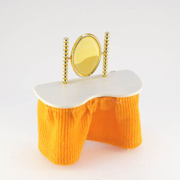 BRIO Sminkbord till orange säng