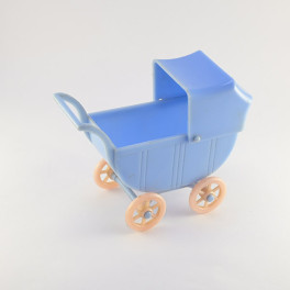 Dockvagn plast pigg borta